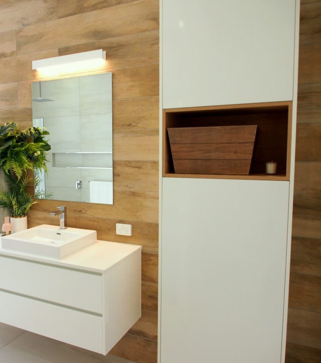 Timber Feature Vanity 5